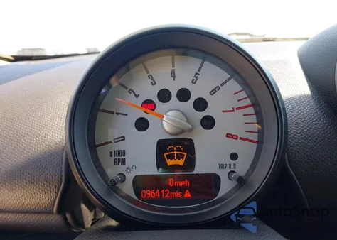 2012 Mini Cooper Countryman z USA, uszkodzony, nr VIN WMWZB3C52CWM30881